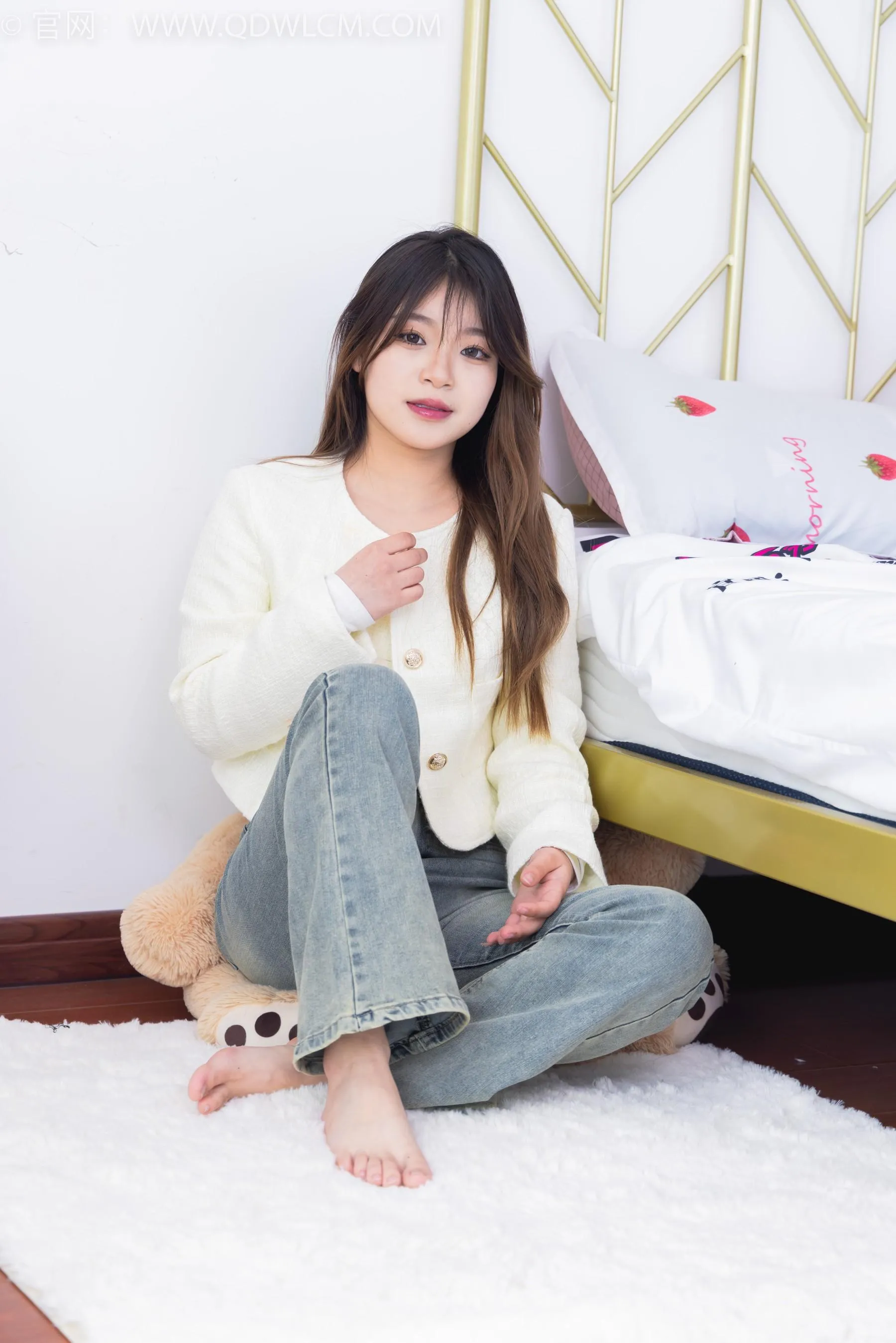 物恋传媒 NO.1556 闪闪-闪闪发光 [151P]插图5